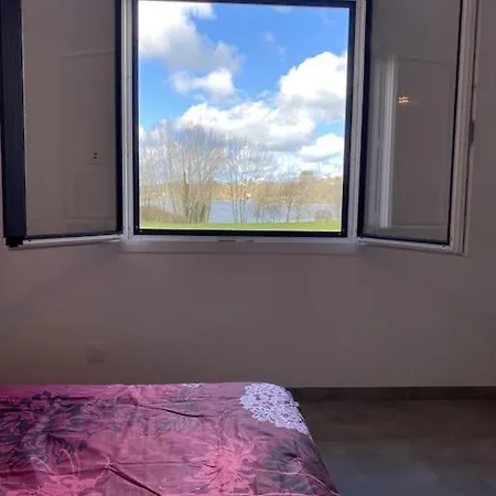 Casa vacanze Maison Neuve, Jardin Et Acces Prive A La Canet-de-Salars