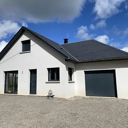 Maison Neuve, Jardin Et Acces Prive A La Canet-de-Salars
